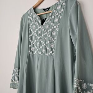Mint Seafoam White Embroidered Kameez Kurta Dress Indian Pakistani Abaya Style